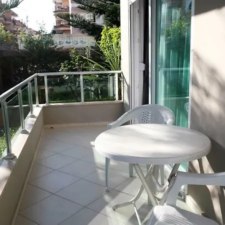 Уютные Апартаменты В Отличном Районе Apartamento *
