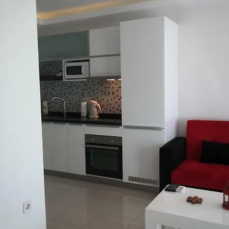 Уютные Апартаменты В Отличном Районе Apartamento *