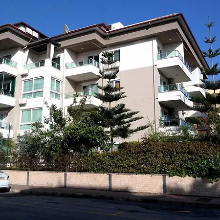 Уютные Апартаменты В Отличном Районе Apartamento